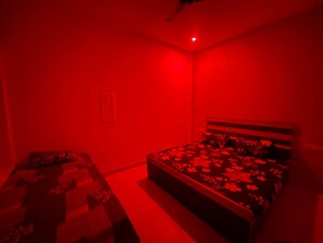 3 bedrooms, iron/ironing board, free WiFi, wheelchair access - Arya Sadan Homestay  (Mathura)