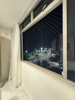 Interior - Apartamento Lindo Frente ao mar de 2 Quartos Localizaçao Imbativel na Beira mar (Fortaleza)