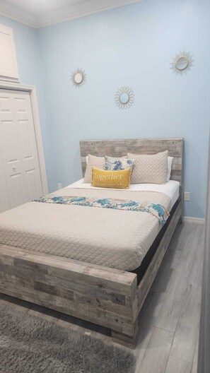 2 bedrooms, iron/ironing board, WiFi, bed sheets - Charming 2-bedroom apartment with WiFi, AC in fantastic eastern Nassau (Nassau)