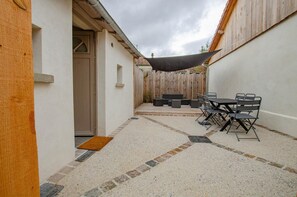 Outdoor dining - 10G554 - LESMONT - Gîte (LESMONT)