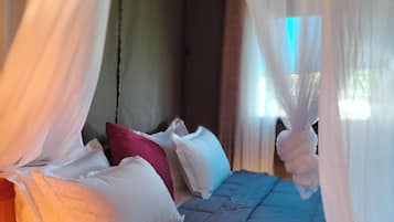 Tenda Luxury, vista lago, lato lago | Biancheria in cotone egiziano, biancheria da letto di alta qualità