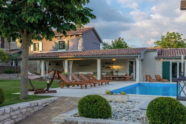 Pool - Villa Pepi (Istria - Zabrežani) (Zabrežani)