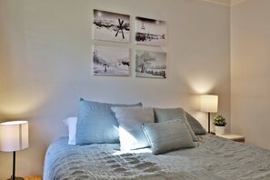 3 chambres, fer et planche à repasser, accès au Wi-Fi (inclus)