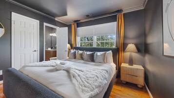 3 habitaciones, tabla de planchar con plancha, cuna de viaje y wifi