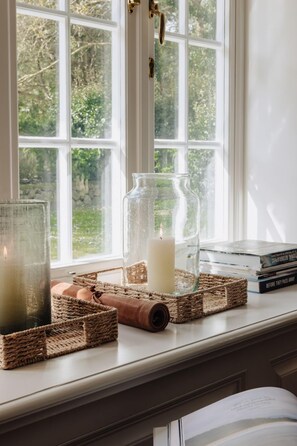 Imagen sin descripción, 4 de 85, botón