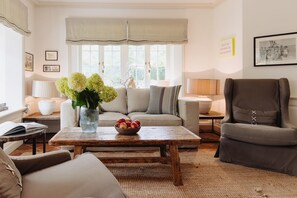 Imagen sin descripción, 3 de 85, botón