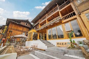 Exterior - Floral Hotel · Zhaoxing Blooming Time Boutique Hotel (Liping)