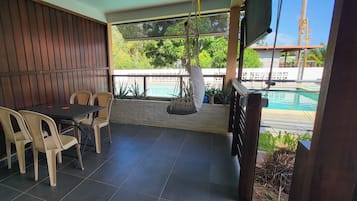 Apartment | Terrace/patio