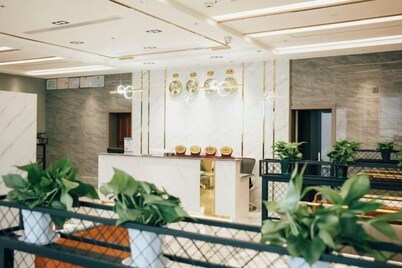Jinchuan Hotel