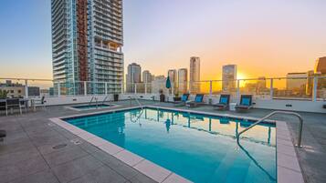 Alberca al aire libre