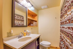 Hårføner og håndklær