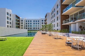Pool - 2-bedroom apartment in awesome Cabo San Lucas with private hot tub (Cabo San Lucas)