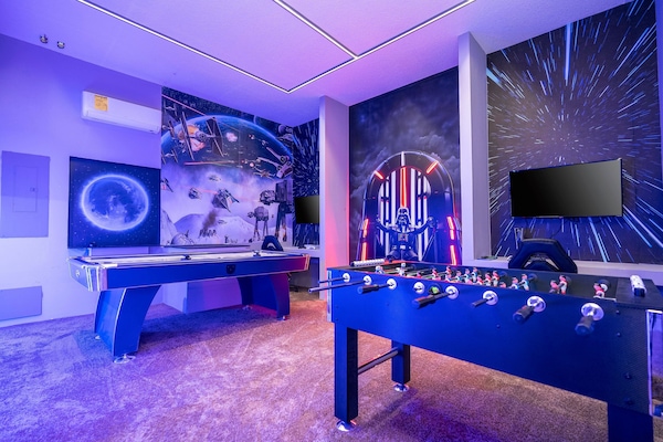 Spielezimmer