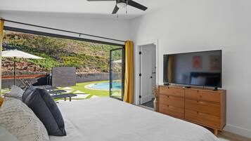 4 bedrooms, iron/ironing board, travel cot, free WiFi