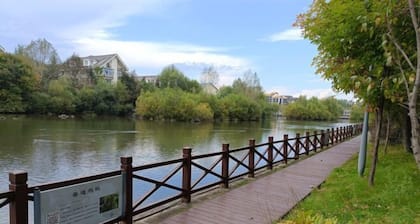 Tianchihu Fashion Hotel