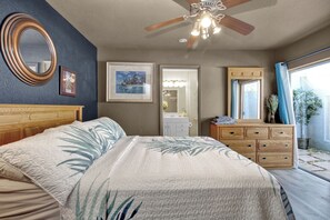 3 chambres, fer et planche à repasser, Wi-Fi, draps fournis