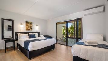 Standard Studio | 2 bedrooms, blackout drapes, soundproofing, iron/ironing board