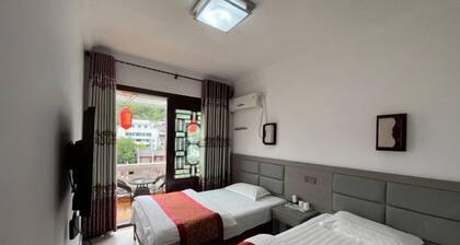 Zhenyuan Yishan Yishui River View Homestay