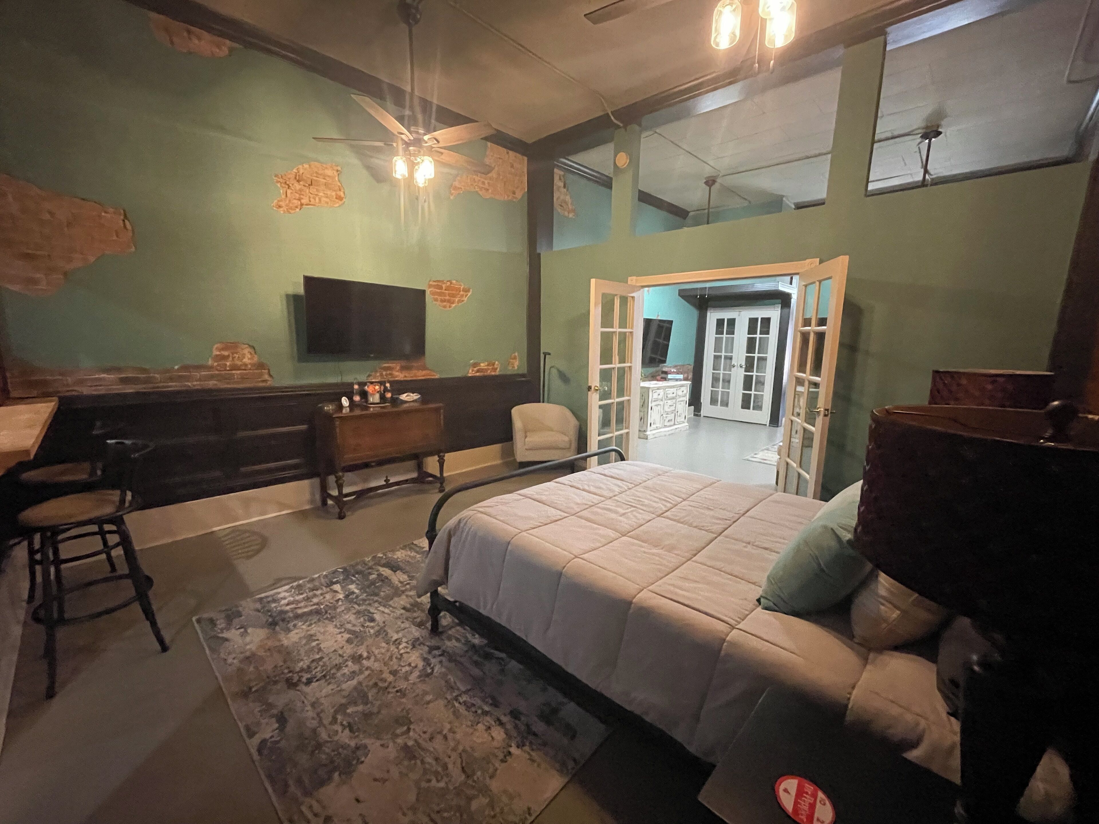 1 bedroom, WiFi, bed sheets