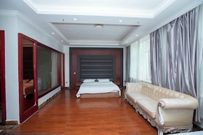 Room - Binhe Hotel (Holingol)