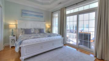 5 bedrooms, iron/ironing board, free WiFi, bed sheets