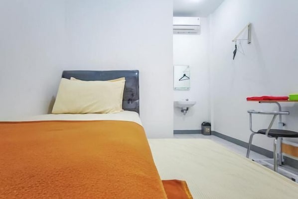 Ảnh chưa phân loại, 1 trong số 6 ảnh, nút