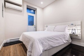 1 bedroom - Apartment Fully Furnished 1 bedroom 1-4131 (Montreal)