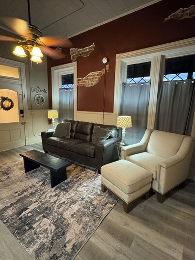 The Perch at Main Street Suites: A great way to experience downtown Van Buren!