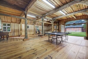 Spielezimmer