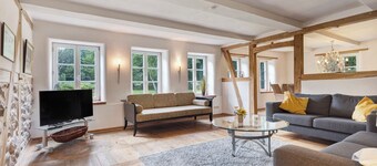Ferienhaus 'Hof Hohe Eichen' mit privater Terrasse, privatem Garten und Wi-Fi