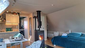 Bügeleisen/Bügelbrett, kostenloses WLAN, Bettwäsche