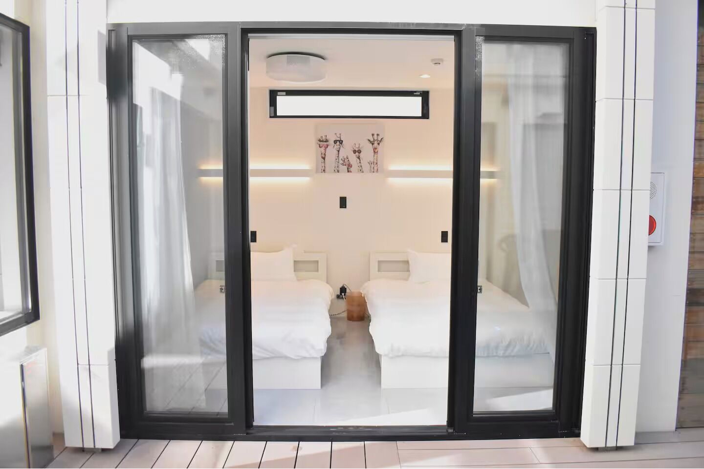 6 bedrooms, iron/ironing board, free WiFi, bed sheets