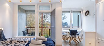 Apartment 'Kapitäns Kajüte Am Steinhuder Meer' with Sea View, Balcony and Wi-Fi