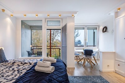 Apartment 'Kapitäns Kajüte Am Steinhuder Meer' with Sea View, Balcony and Wi-Fi
