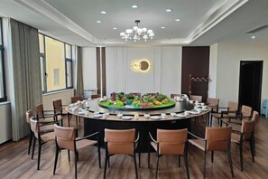 Unclassified image, 4 of 65, button - Yongji Haina International Hotel (Yongji)