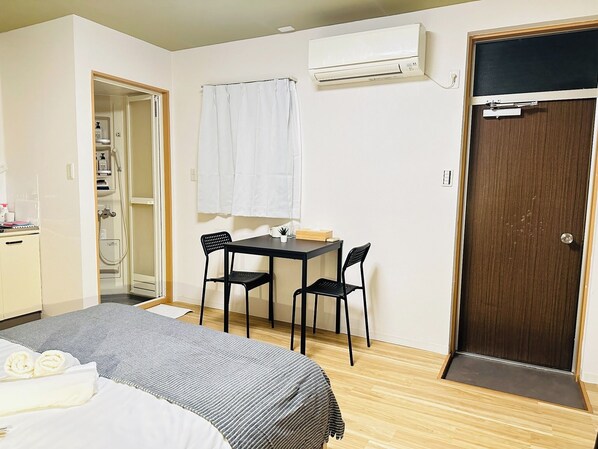 1 bedroom, bed sheets - 102 / Osaka Ōsaka (Osaka)