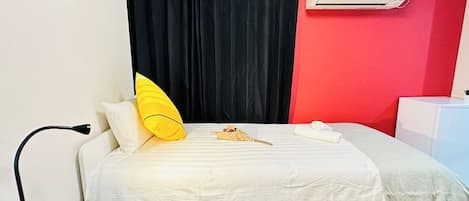 1 bedroom, free WiFi, bed sheets