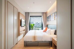 Superior Apartment, 2 Bedrooms, Kitchen, City View | 2 bedrooms, minibar, individually decorated, individually furnished