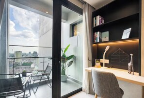 Superior Apartment, 3 Bedrooms, Kitchen, City View | View from room