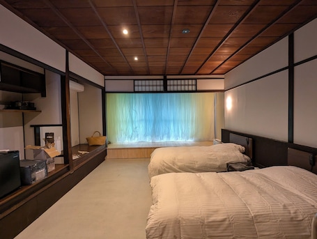 1 bedroom, free WiFi, bed sheets. A space for relaxation and gathering along the old / Otsu Shiga