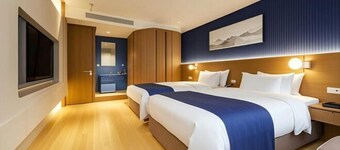 Park Hyatt Fashion Hotel (Kaili cross street people's hospital)