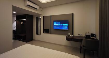 Azana Garden Hill Resort Blora