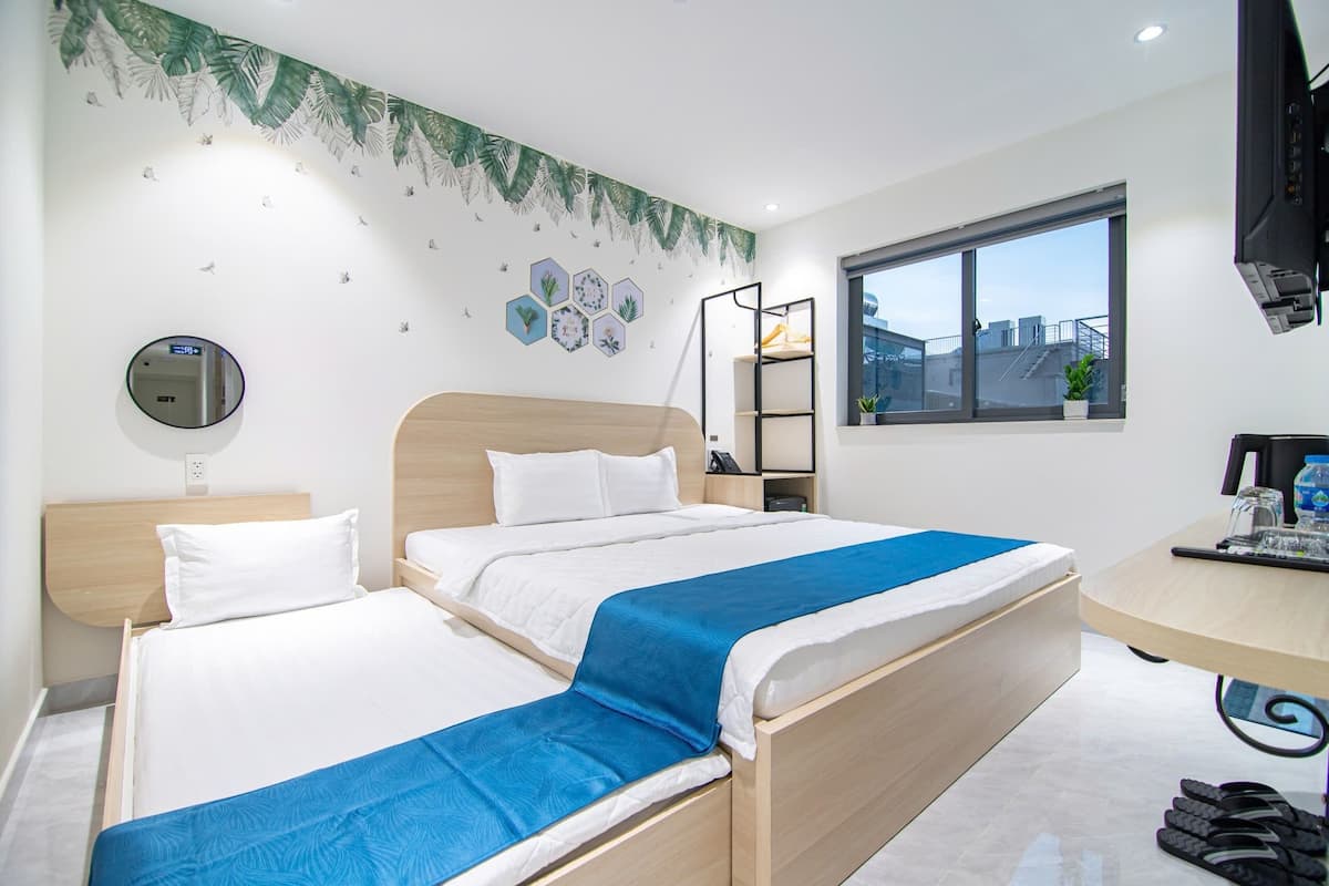 Deluxe Twin Room | 1 bilik tidur, meja, Wi-fi percuma
