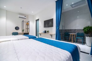 Deluxe Twin Room | Desk, free WiFi - Bin Bin Hotel 14 - Near Vstar School D7 (Ho Chi Minh City)