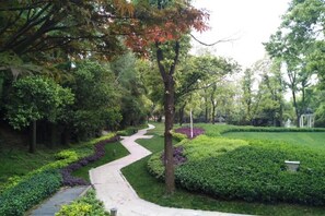 Unclassified image, 4 of 41, button - Fairyland International Hotel (Xiantao)