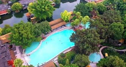 Tianci Hot Spring Resort