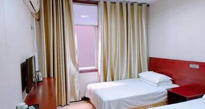 Hunchun Guobing Hotel