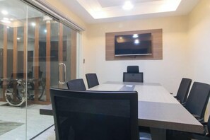 Unclassified image, 4 of 15, button - RedDoorz Plus @ Bez Tower and Residences San Juan (San Juan)