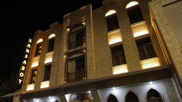 Mặt tiền nơi lưu trú