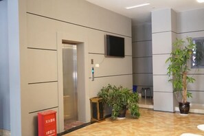Unclassified image, 3 of 11, button - Nanzhang Auspicious Sign Business Hotel (Nanjian)